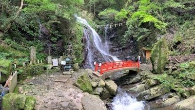 七宝瀧寺「行者の滝」