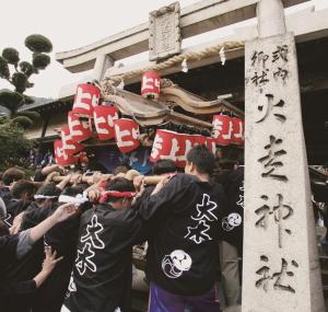 大木火走神社秋祭りの担いダンジリ行事