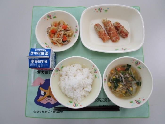 牛乳 ごはん 焼きうどん もやしとコーンのスープ 竹輪の磯辺揚げ