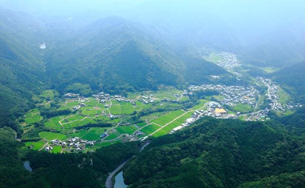 日根荘