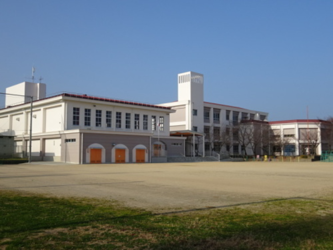 第三小学校