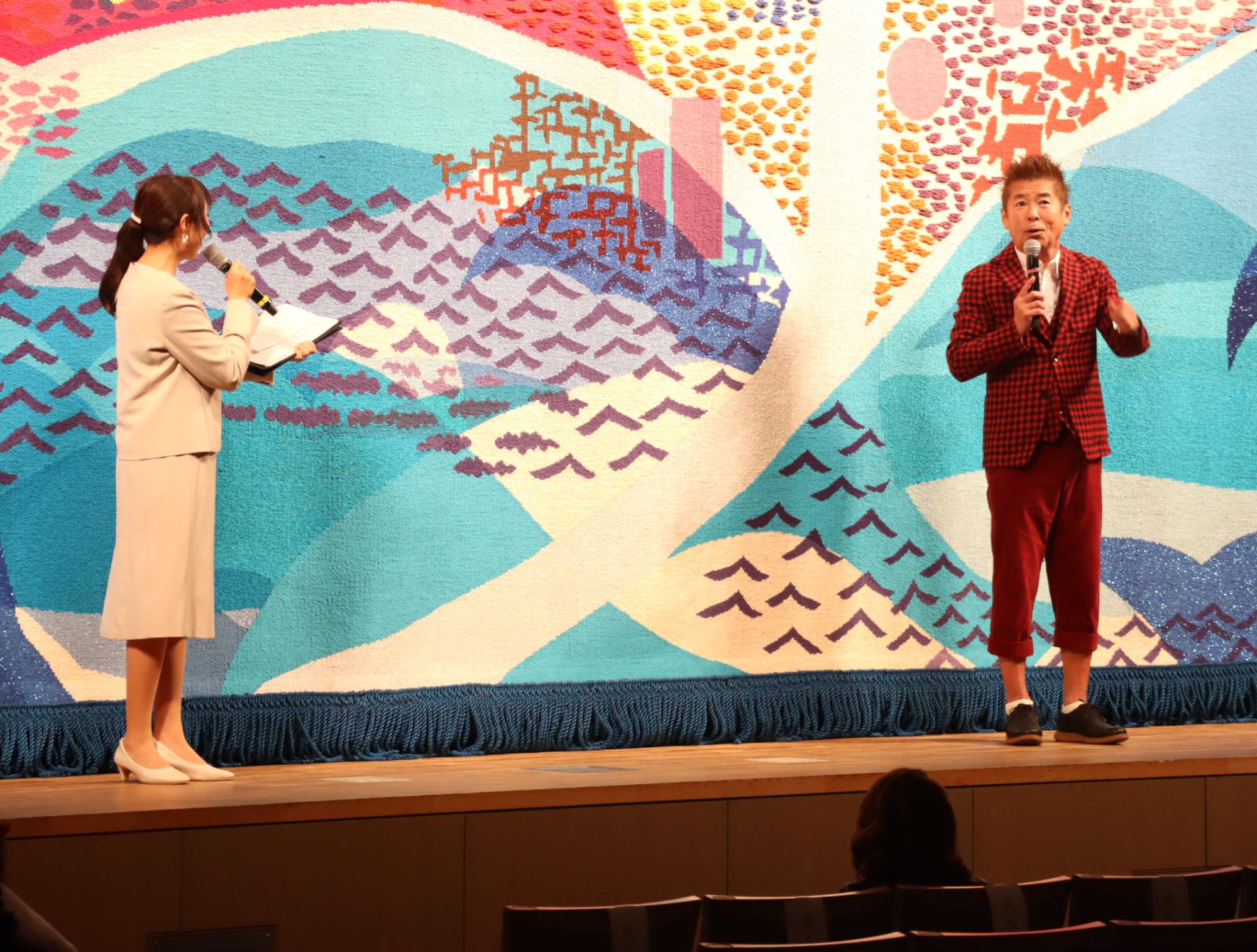 『泉州タオルひろめ大使』勝俣州和さんによるエンタメ