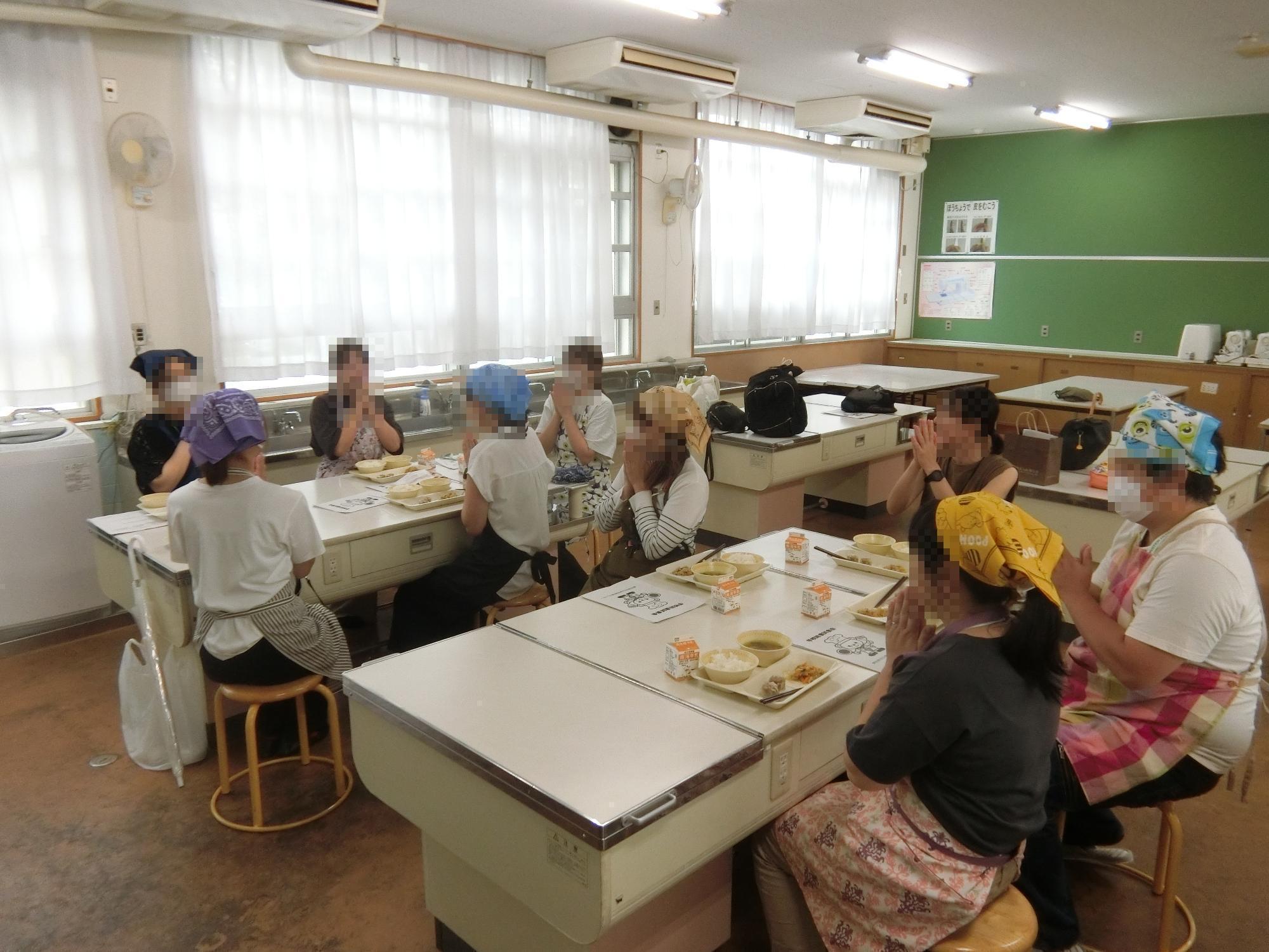 給食試食会