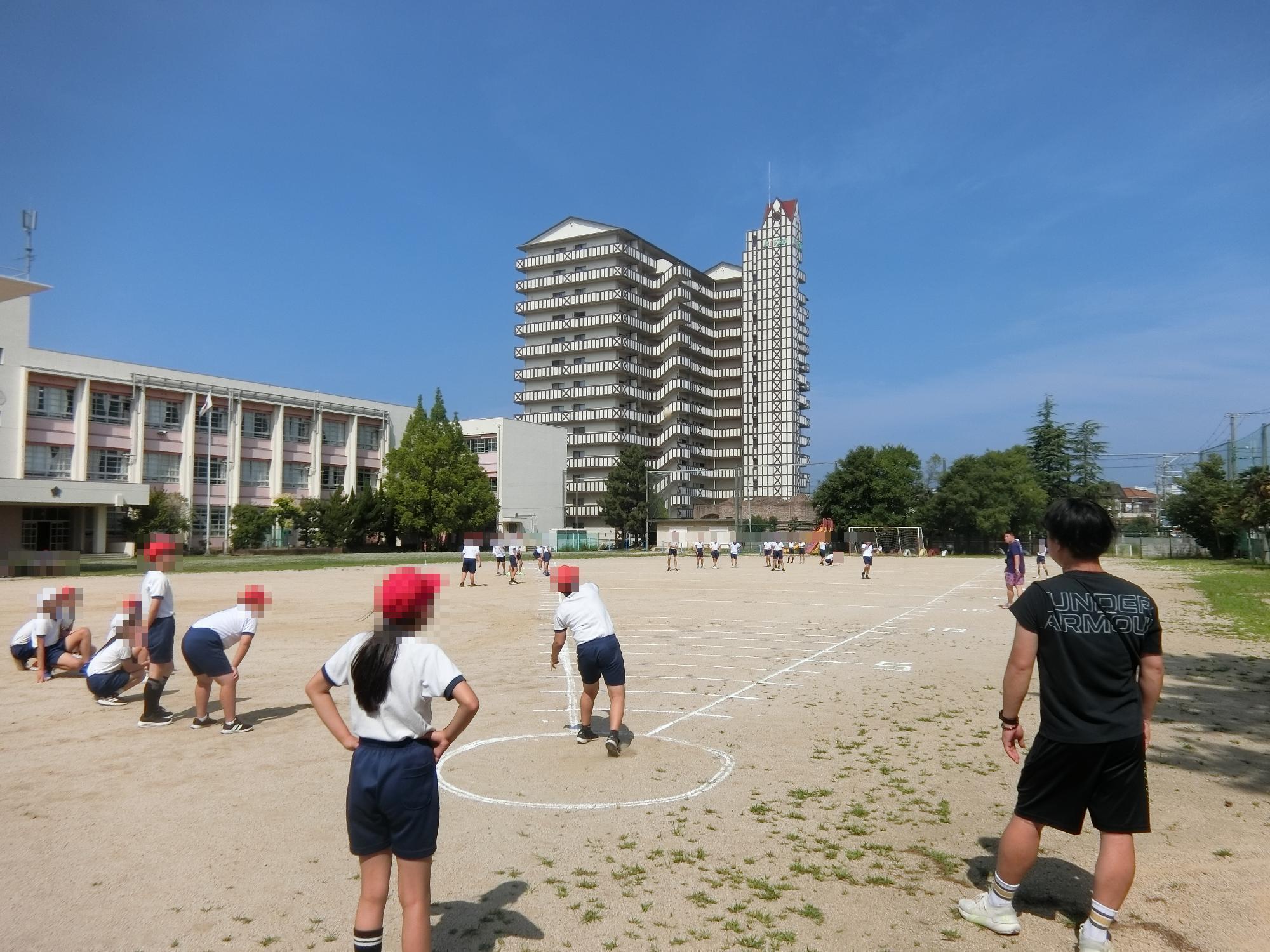 ソフトボールなげ