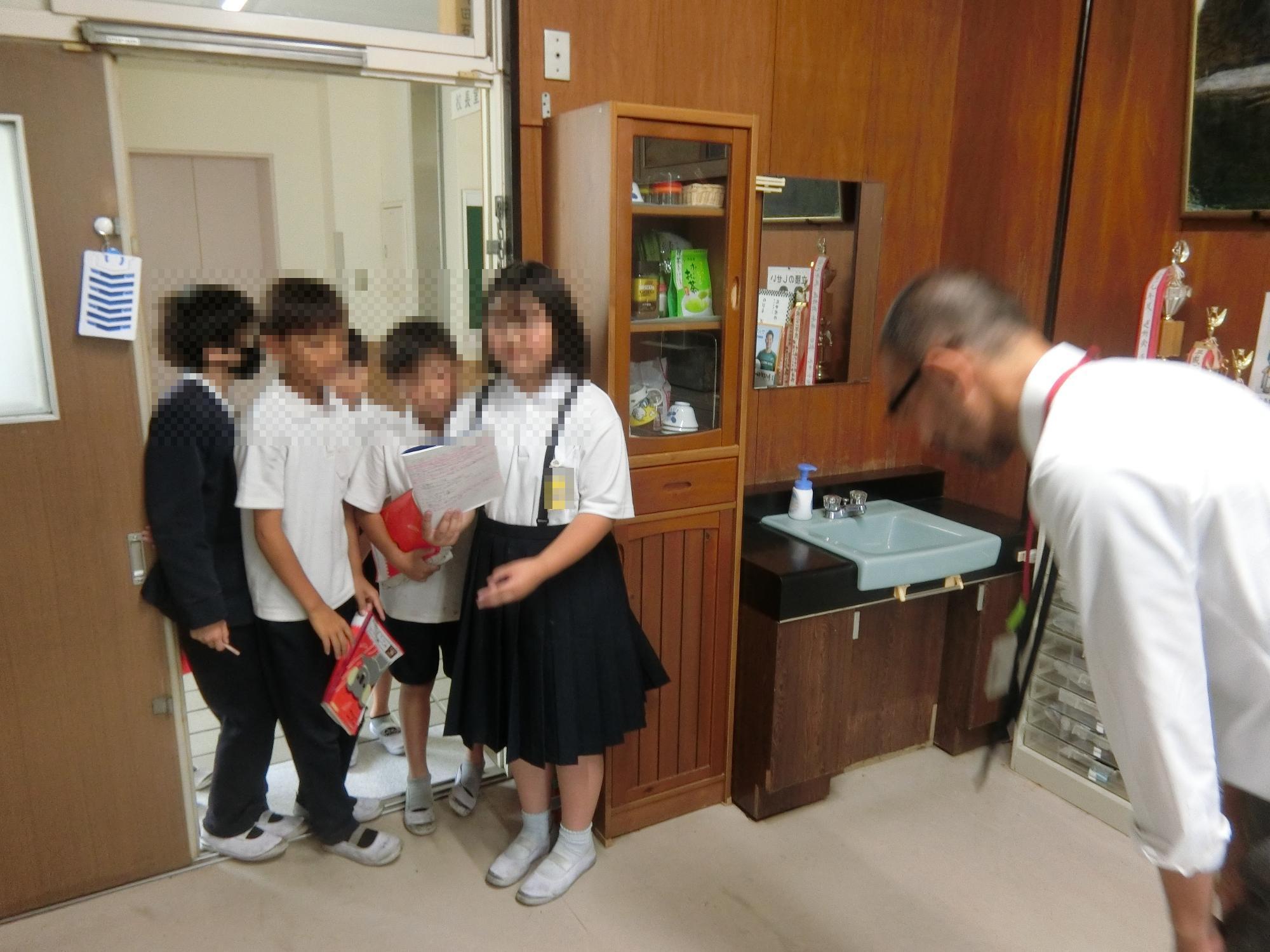 インタビュー