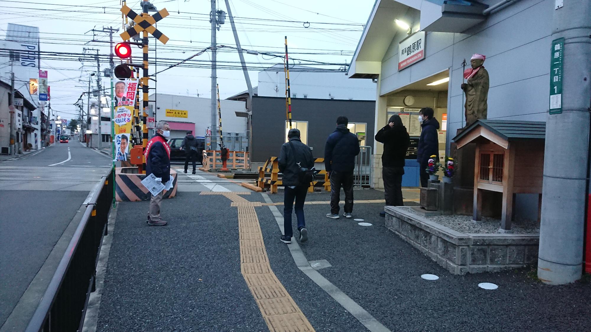 １