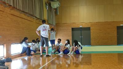 体育大会ダンスの練習の様子