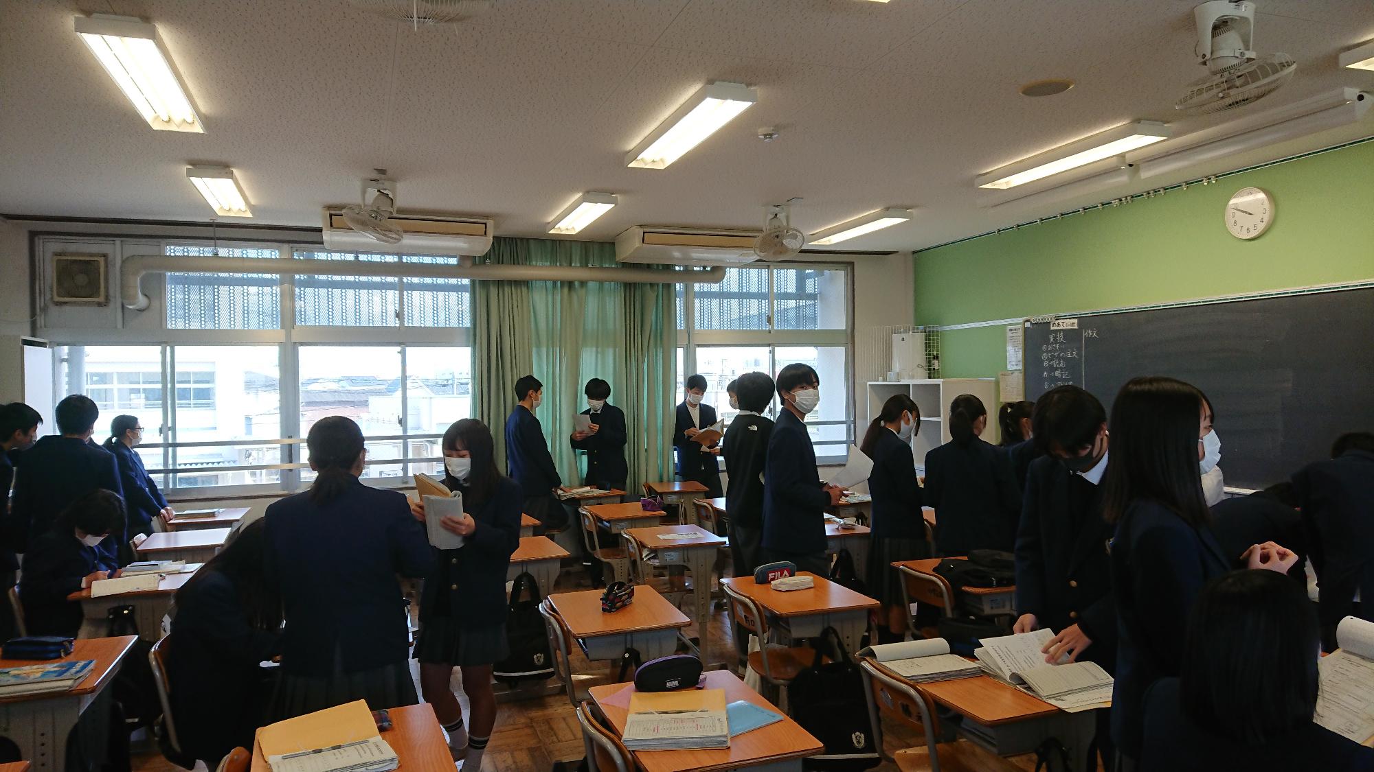 １